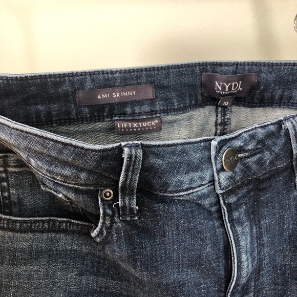 NYDJ AMI SKINNY Jeans {Niptuck Technology} - Picture 8 of 9